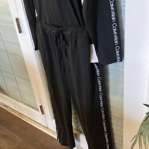 NWT Calvin Klein Sleepwear set. Size XL , black with white Calvin Klein on sides - Picture 2 of 16